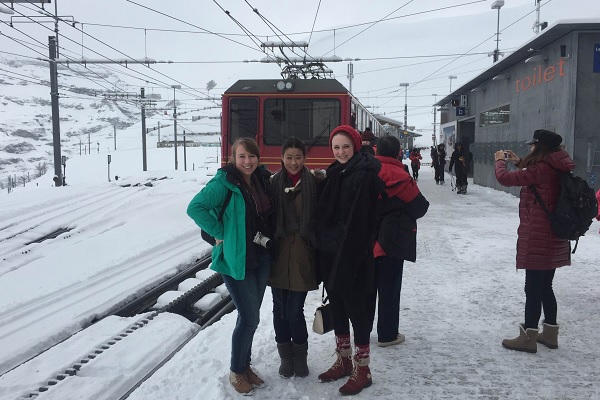 学生旅行